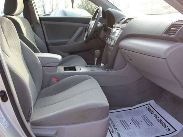 2008 Toyota Camry LE 4dr Sedan 5A